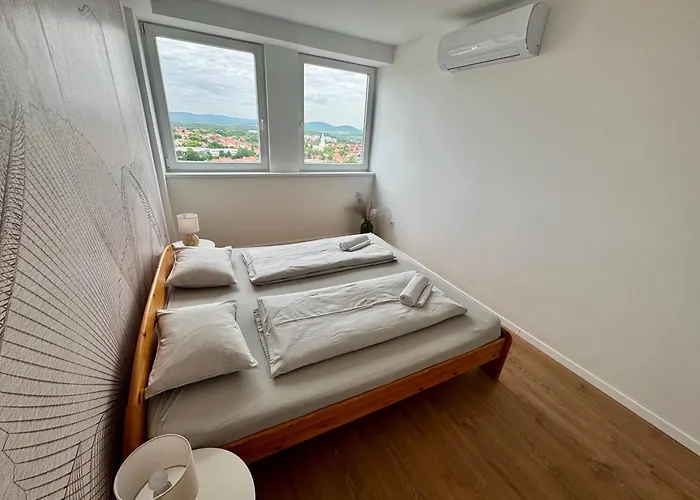 Panorama View Deluxe Apartment